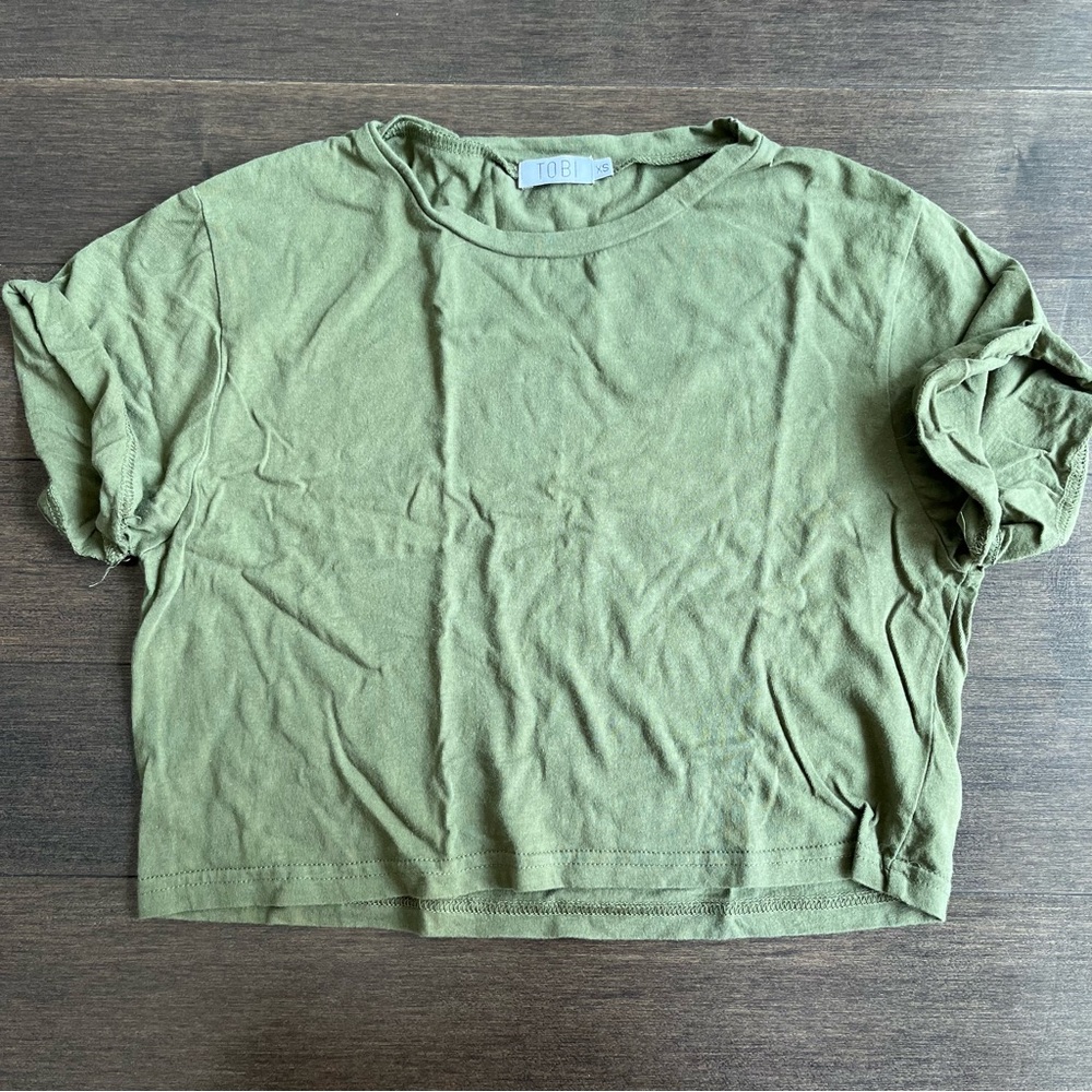 Olive Green Cropped Tee